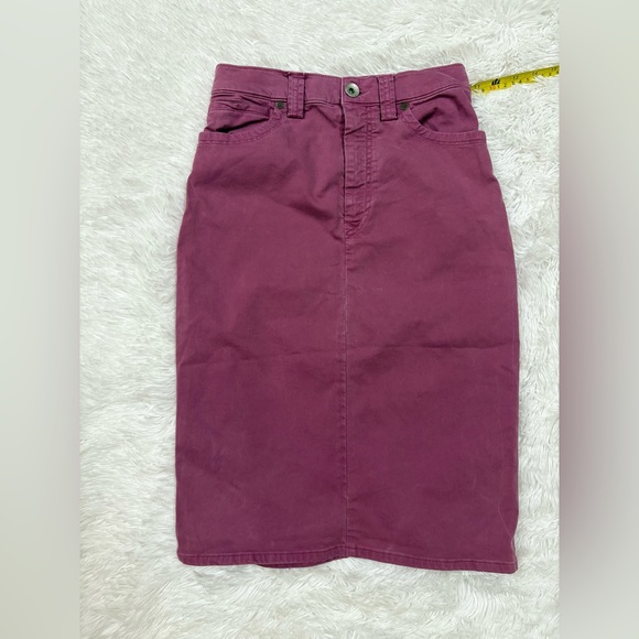 Nolita Dresses & Skirts - Nolita elegante Plum Pencil Skirt